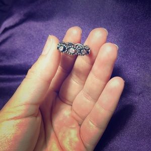 Pandora ring